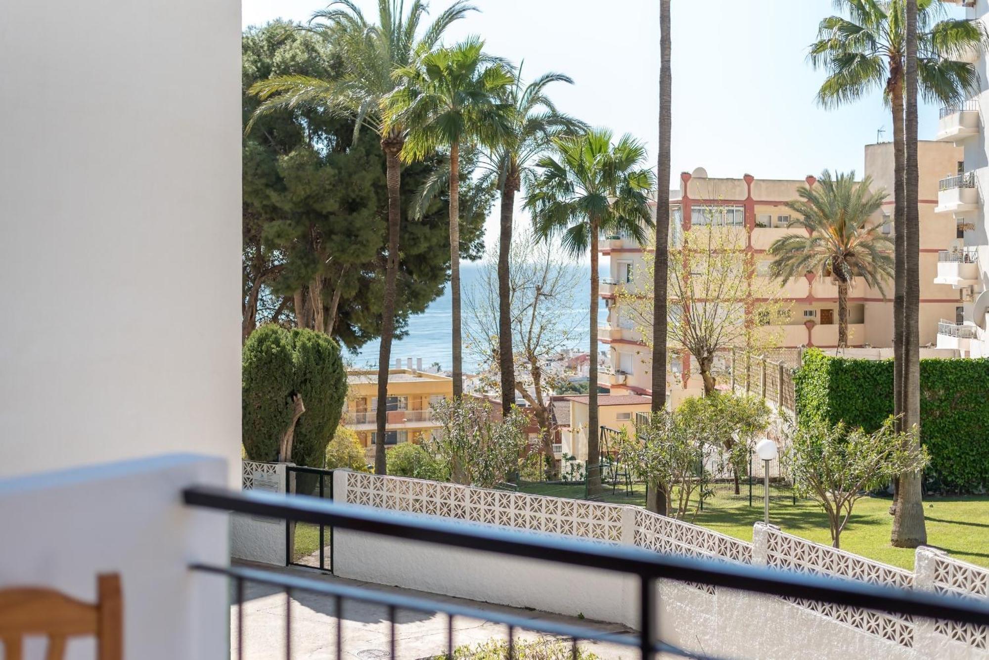 Torremolinos Yellow Fabuloso Andra Luaran gambar